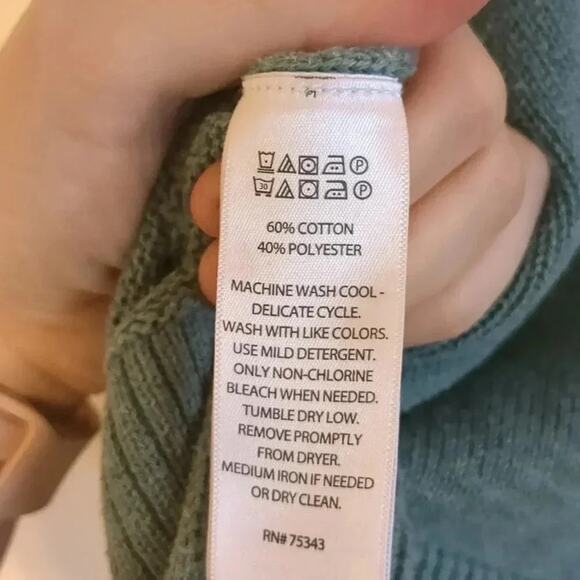 Tahari light teal knit sweater size M - Picture 5 of 6